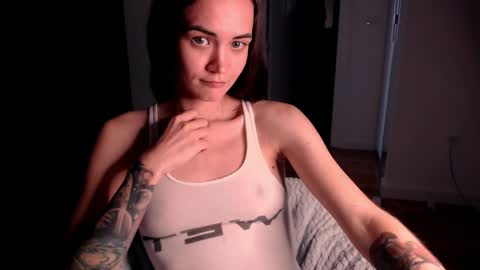 Evelyn online show from September 2025 01:45:01 PM