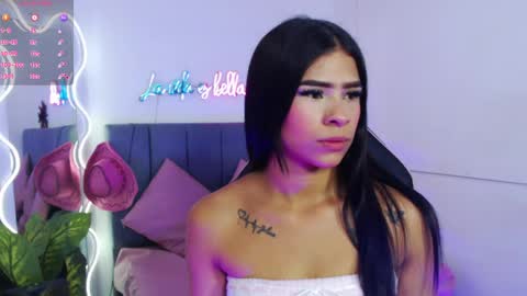 EVELYN online show from May 2026 07:22:02 PM