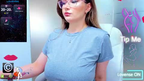 evelyne_rose online show from July 2026 05:09:02 AM