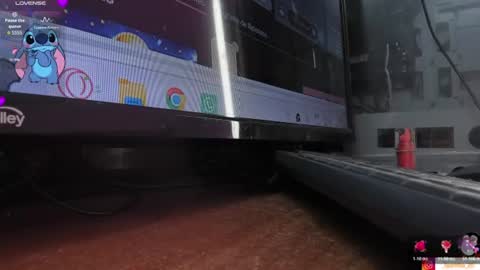 Snapshot of evelynhoward23 chatting on June 2026 08:02:01 PM LAURA SOFIA INDEPENDENT MODEL FOLLOW ME NOW ALMOST 10000 FOLLOWERS online show from June 2026 08:02:01 PM