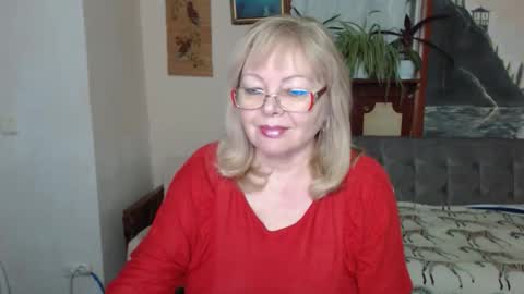 Snapshot of evelynloveshy chatting on February 2026 09:57:01 PM BarbaraBlondy online show from February 2026 09:57:01 PM