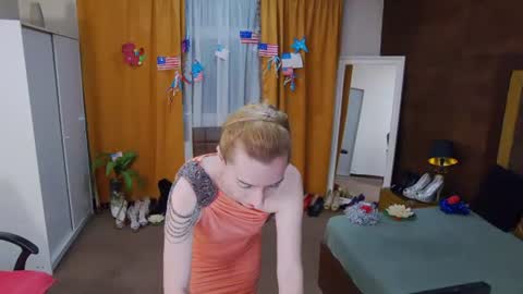 Snapshot of evelynreagan chatting on August 2026 06:01:02 AM evelynreagan online show from August 2026 06:01:02 AM