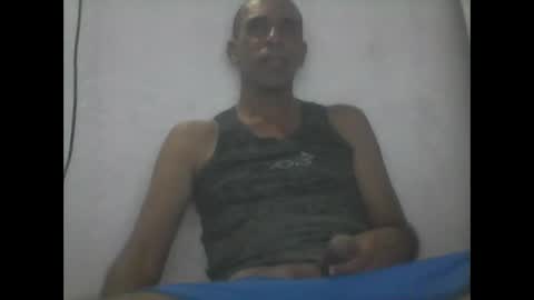 everaldosantos online show from December 2024 10:37:01 PM