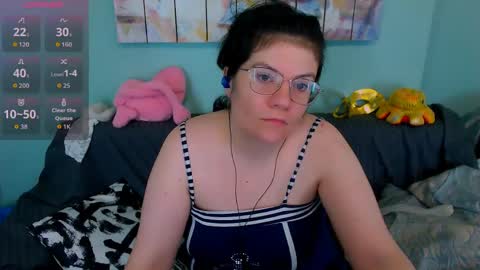 Snapshot of everly_rays chatting on June 2026 08:49:01 AM Everly online show from June 2026 08:49:01 AM