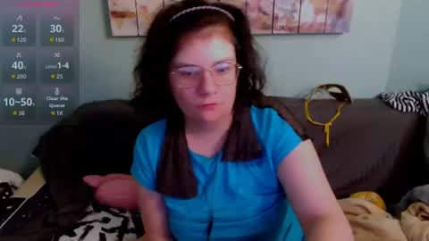 Snapshot of everly_rays chatting on June 2026 04:46:01 PM Everly online show from June 2026 04:46:01 PM