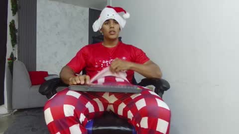 luis online show from December 2025 12:20:02 AM