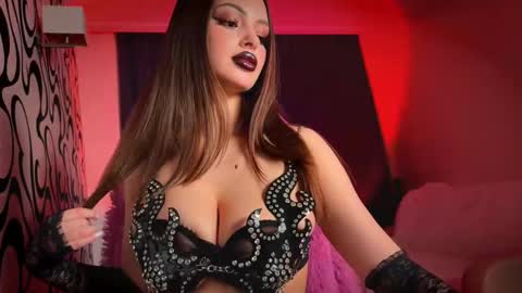 Vanessa Evian online show from December 2025 10:26:01 PM