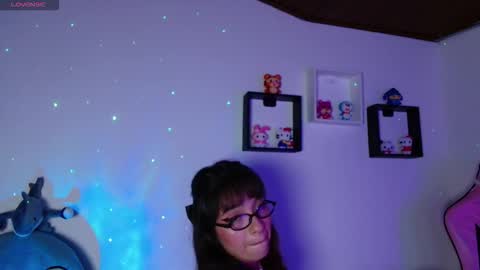 Evie Cloud online show from January 2026 05:11:02 AM