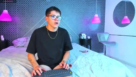 Evie  Denm online show from February 2026 06:19:02 AM