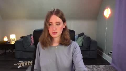 Evie3 online show from December 2024 08:51:01 PM