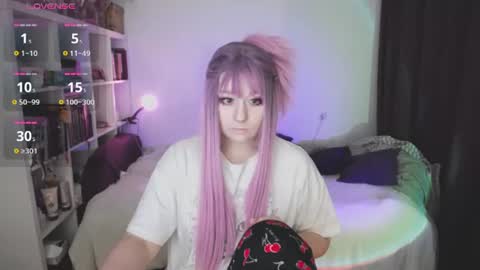 Snapshot of eviecuster chatting on July 2026 08:02:01 PM Im gonna be on in 2 hours online show from July 2026 08:02:01 PM