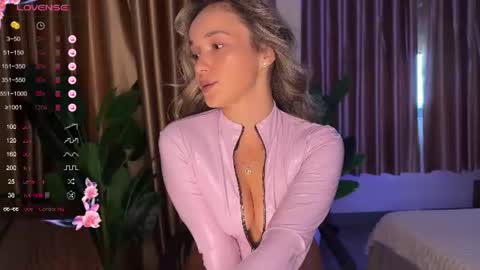 evielina online show from June 2026 11:57:02 PM