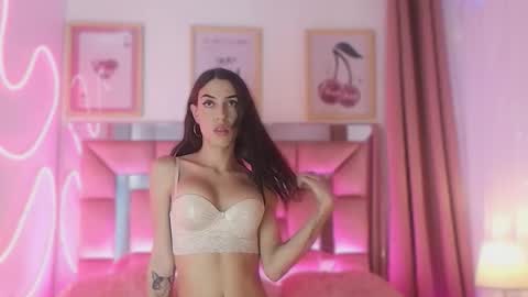 Annie online show from November 2025 09:46:02 PM