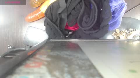 Pamela  online show from November 2025 04:23:01 PM