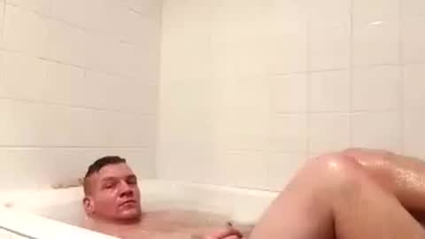 Snapshot of evolvingmass chatting on January 2025 06:43:01 PM evolvingmass online show from January 2025 06:43:01 PM