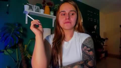 EVY online show from June 2026 01:10:02 AM