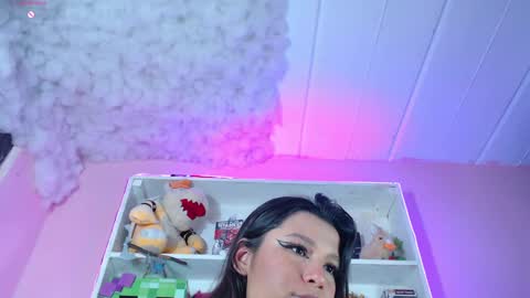 Im Evy online show from December 2024 05:26:02 PM