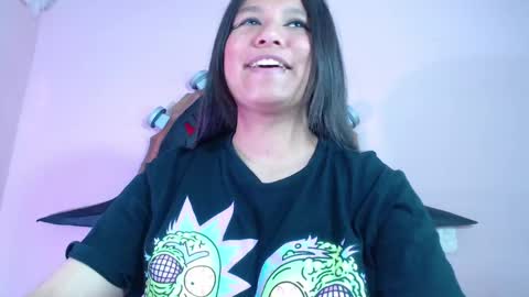 Im Evy online show from September 2025 04:54:01 PM