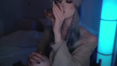 Alyson online show from January 2025 12:38:01 AM