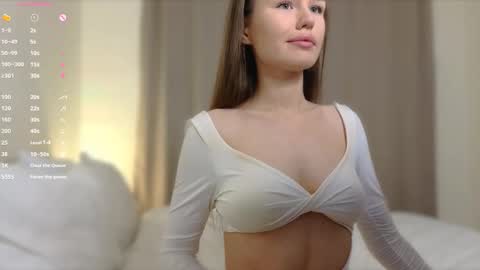 Angel online show from March 2025 09:03:02 PM