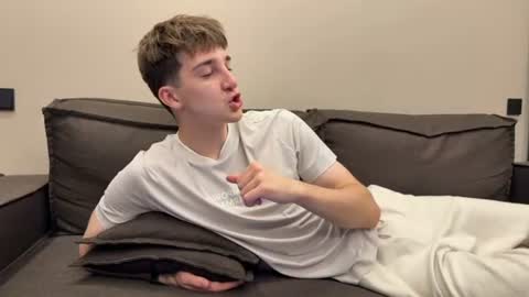 exclusiveflexboy online show from July 2026 10:01:01 PM