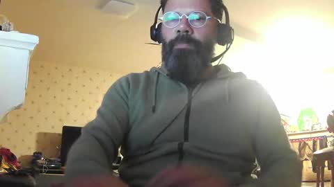 Gio online show from December 2024 08:55:01 PM