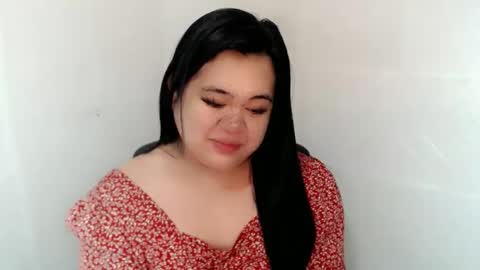 Snapshot of exoticpinayx chatting on January 2026 05:40:01 PM SHANTAL MARIE online show from January 2026 05:40:01 PM