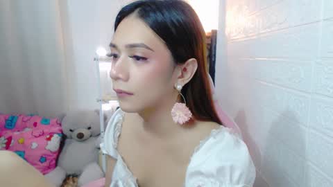 Snapshot of exotictssavie chatting on December 2024 09:35:01 PM exotictssavie online show from December 2024 09:35:01 PM