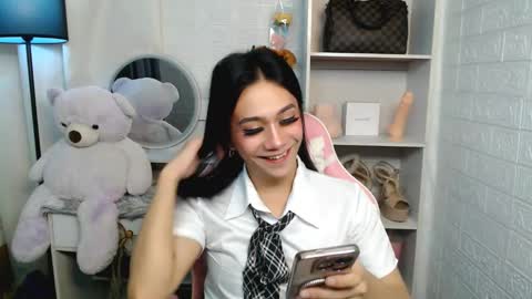 Snapshot of exotictssavie chatting on February 2025 11:55:01 PM exotictssavie online show from February 2025 11:55:01 PM