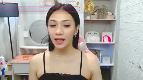 Snapshot of exotictssavie chatting on October 2025 03:43:01 AM exotictssavie online show from October 2025 03:43:01 AM