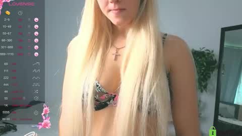 Snapshot of extra_natural chatting on September 2025 07:19:01 AM M4ry  online show from September 2025 07:19:01 AM