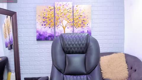      online show from November 2025 05:29:02 PM