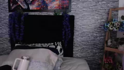 eyes moon online show from June 2026 12:58:01 PM