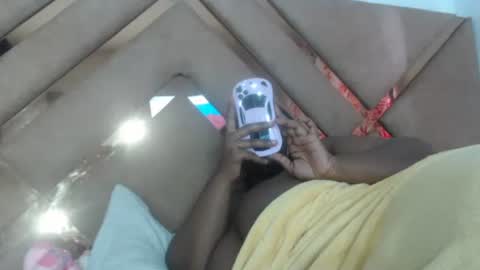Snapshot of eyshaexotii chatting on April 2026 06:25:01 PM eyshaexotii online show from April 2026 06:25:01 PM