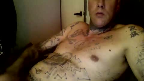 Snapshot of ezekielll1999 chatting on April 2026 07:45:01 AM ezekielll1999 online show from April 2026 07:45:01 AM