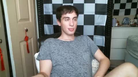 Ezra Naamah online show from February 2025 06:02:02 PM