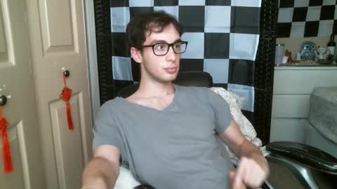 Ezra Naamah online show from February 2025 06:45:02 PM