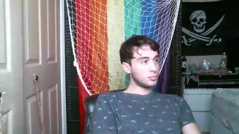 Ezra Naamah online show from November 2025 08:18:02 PM