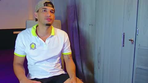 fabi online show from December 2025 01:00:02 AM