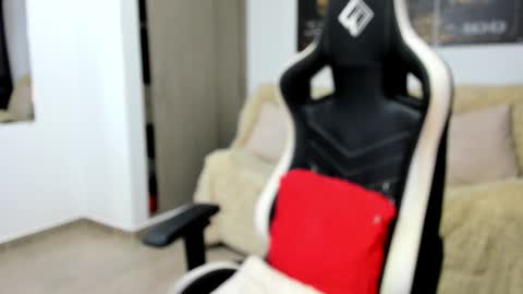 Snapshot of fabian_arango chatting on February 2026 11:31:02 AM Fabian arango online show from February 2026 11:31:02 AM