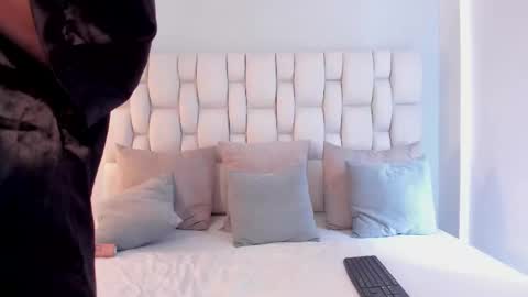 Snapshot of fabiana_rodriguez chatting on February 2025 05:47:01 PM Fabi online show from February 2025 05:47:01 PM