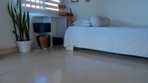 -  A N D E R online show from December 2025 03:05:01 PM