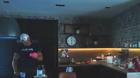 fabxxxl online show from November 2025 12:25:01 PM