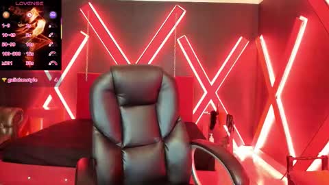 Snapshot of fabzy_fab chatting on March 2026 12:13:01 PM fabzy online show from March 2026 12:13:01 PM