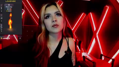 Snapshot of fabzy_fab chatting on April 2026 12:32:01 PM fabzy online show from April 2026 12:32:01 PM