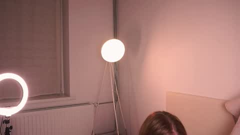 Snapshot of fairy_lise69 chatting on September 2025 08:20:02 PM Kamila online show from September 2025 08:20:02 PM