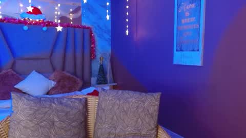 FAIRY online show from December 2025 08:57:02 PM