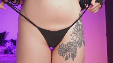 Sara  REMEMBER TO LEAVE A THUMB UP online show from March 2026 04:40:01 AM