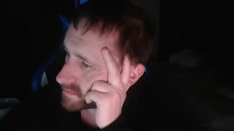 falcn2001 online show from January 2026 04:05:02 AM