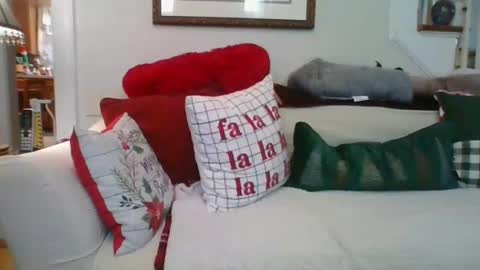 falconbator8 online show from December 2024 12:26:01 PM